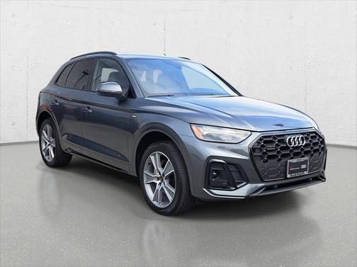2025 Audi Q5 45 S line Premium