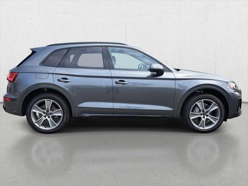 2025 Audi Q5 45 S line Premium