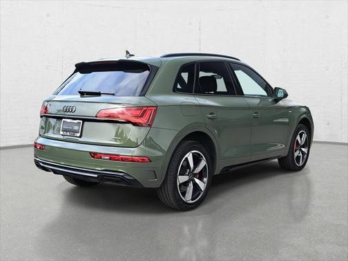 2024 Audi Q5 45 S line Premium Plus