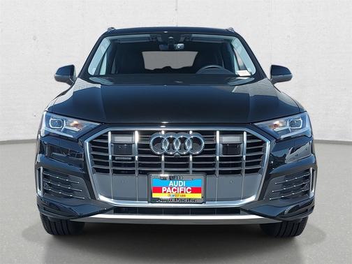2023 Audi Q7 45 Premium Plus