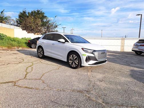 2023 Audi Q4 e-tron Premium Plus 40 RWD