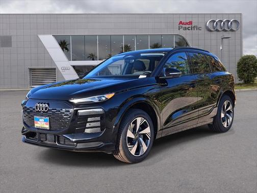 2025 Audi Q6 e-tron Premium quattro