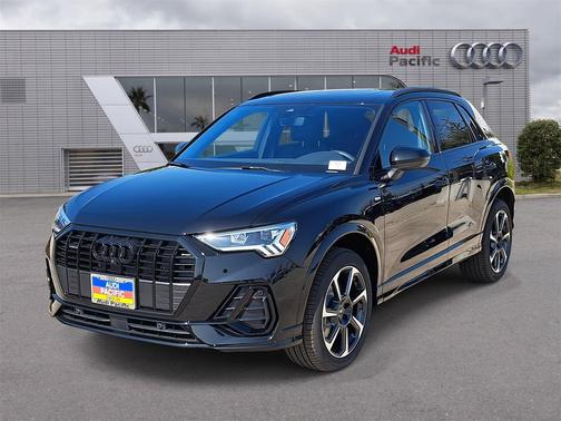 2025 Audi Q3 45 S line Premium Plus