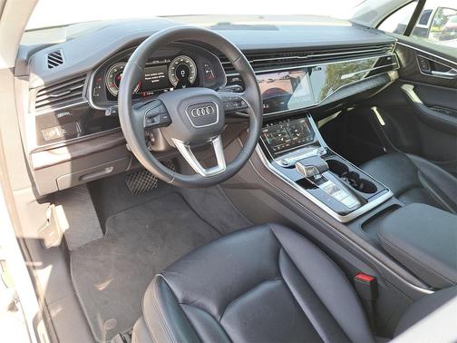 2023 Audi Q7 55 Prestige