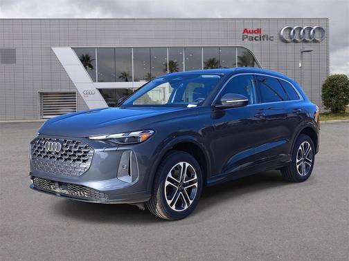 2025 Audi Q5 Premium