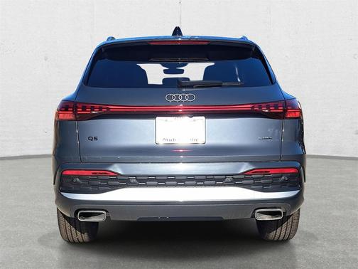 2025 Audi Q5 Premium