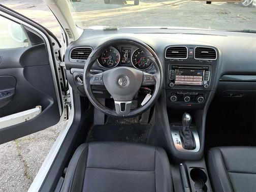 2014 Volkswagen Jetta SportWagen Auto S