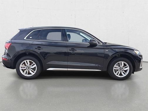 2022 Audi Q5 45 S line Premium