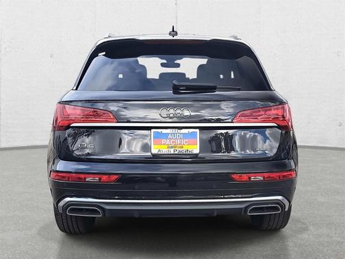 2022 Audi Q5 45 S line Premium