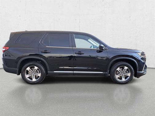 2023 Honda Pilot 2WD EX-L 8 Passenger