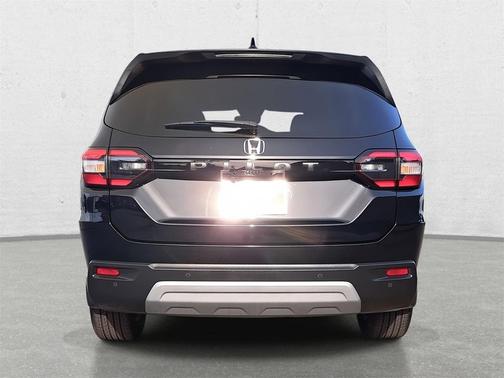 2023 Honda Pilot 2WD EX-L 8 Passenger