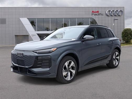 2025 Audi Q6 e-tron Premium Plus quattro