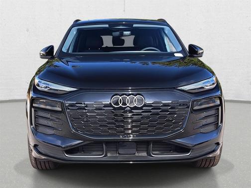 2025 Audi Q6 e-tron Premium quattro
