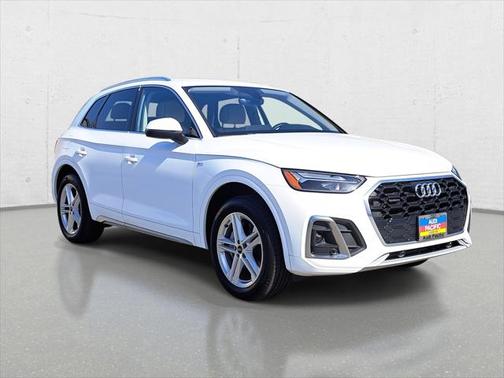2022 Audi Q5 e 55 S line Premium Plus