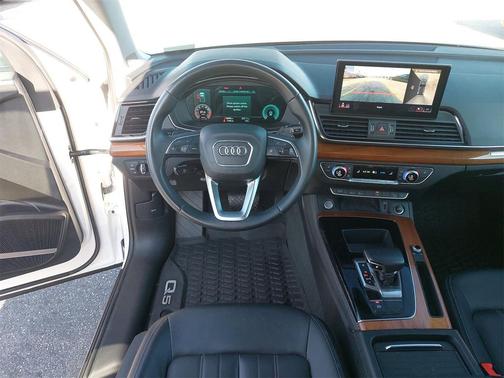 2021 Audi Q5 45 Premium Plus