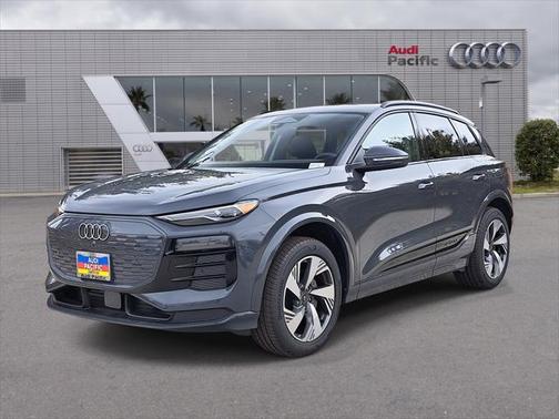 2025 Audi Q6 e-tron Premium quattro