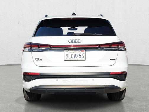 2024 Audi Q4 e-tron Premium Plus 50 quattro