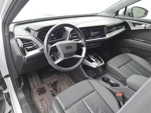 2024 Audi Q4 e-tron Premium Plus 50 quattro