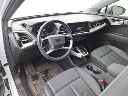 2024 Audi Q4 e-tron Premium Plus 50 quattro