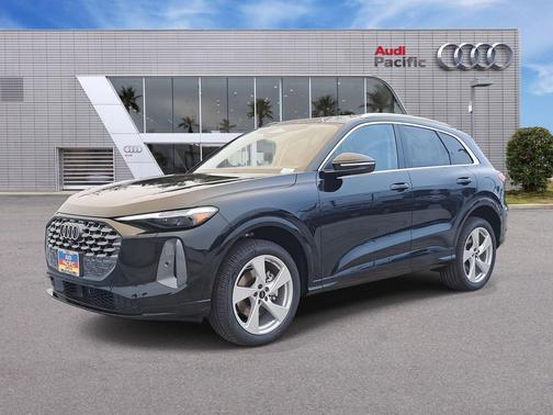 2025 Audi Q5 Premium Plus TFSI quattro S tronic