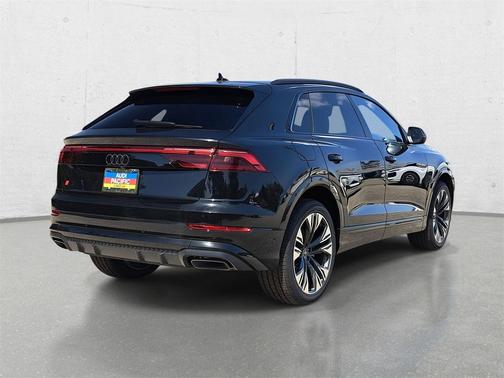 2025 Audi Q8 55 Prestige