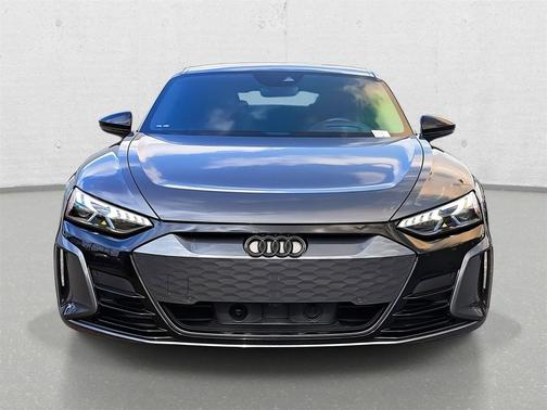 2022 Audi RS e-tron GT quattro