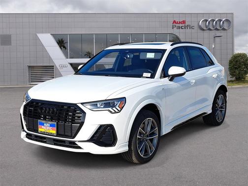 2025 Audi Q3 Premium 45 TFSI S line quattro Tiptronic