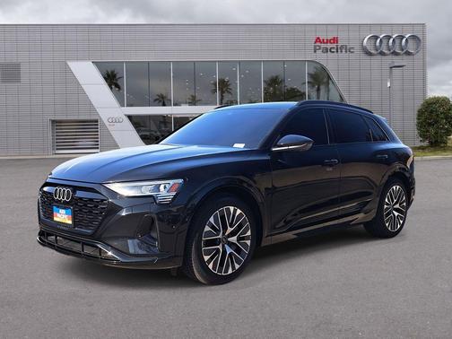 2024 Audi Q8 e-tron Premium Plus