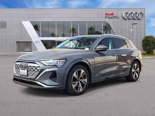 Magnet Gray 2024 Audi Q8 e-tron Premium