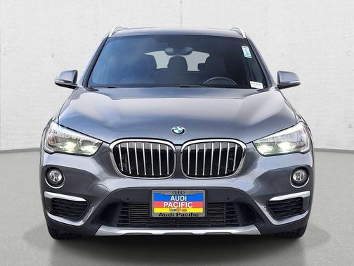 Mineral Gray Metallic 2018 BMW X1 sDrive28i