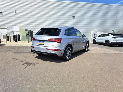 2023 Audi Q5 e 55 S line Prestige
