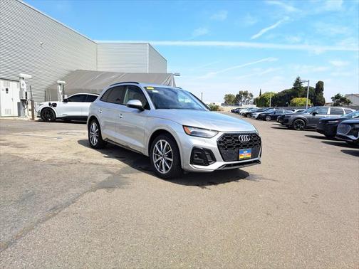2023 Audi Q5 e 55 S line Prestige