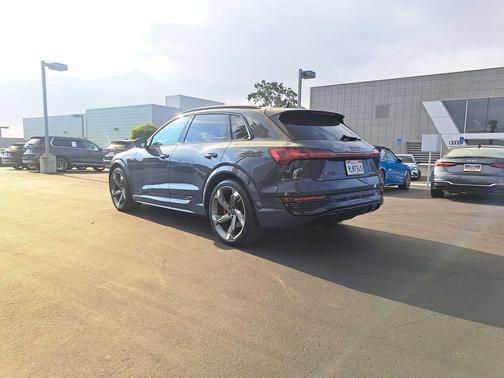 2024 Audi SQ8 4.0T Premium Plus