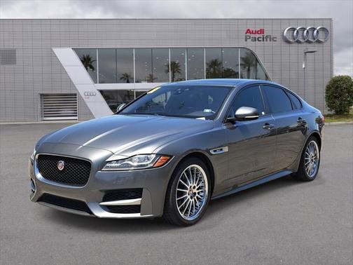 2016 Jaguar XF 35t R-Sport