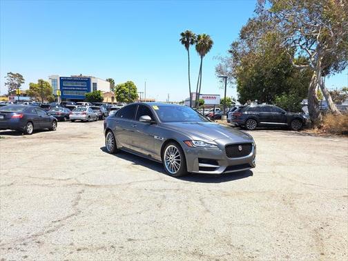 2016 Jaguar XF 35t R-Sport