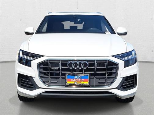 2023 Audi Q8 55 Premium