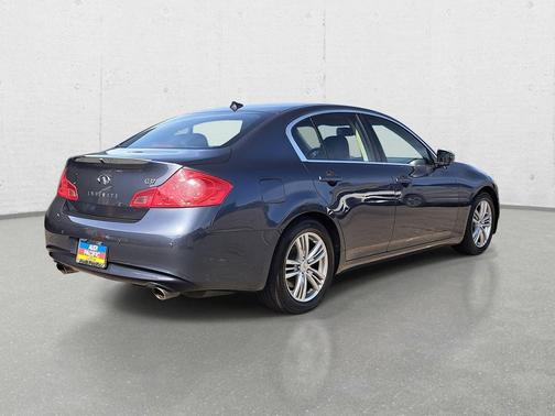 2012 INFINITI G37 Journey