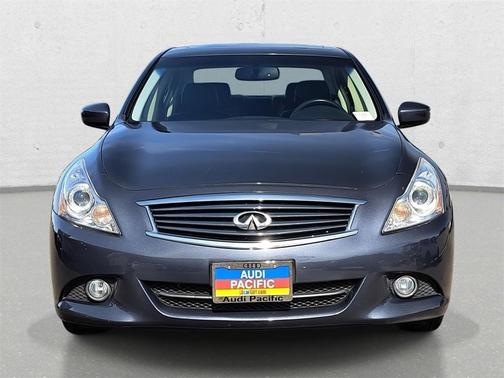 2012 INFINITI G37 Journey