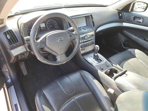 2012 INFINITI G37 Journey