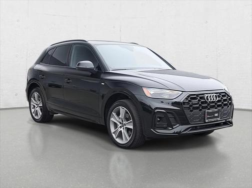 2025 Audi Q5 45 S line Premium