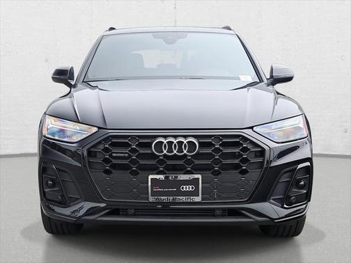 2025 Audi Q5 45 S line Premium