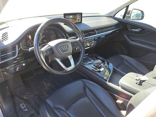 2019 Audi Q7 55 Prestige