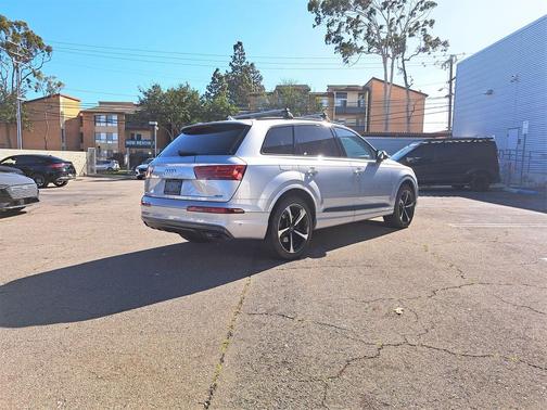 2019 Audi Q7 55 Prestige