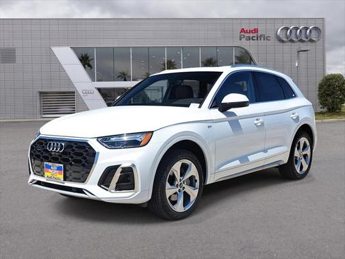 2025 Audi Q5 45 S line Premium Plus