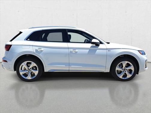 2025 Audi Q5 45 S line Premium Plus