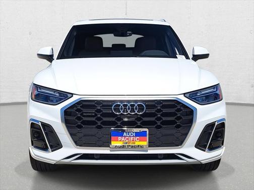 2025 Audi Q5 45 S line Premium Plus