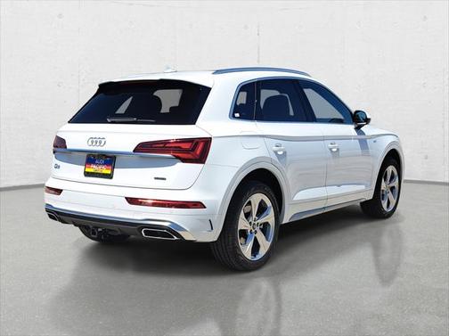 2025 Audi Q5 45 S line Premium Plus