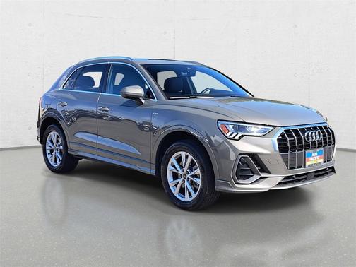 2023 Audi Q3 Premium 45 TFSI S line quattro Tiptronic