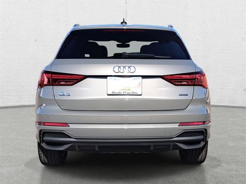 2023 Audi Q3 Premium 45 TFSI S line quattro Tiptronic