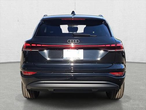 2025 Audi Q6 e-tron Premium